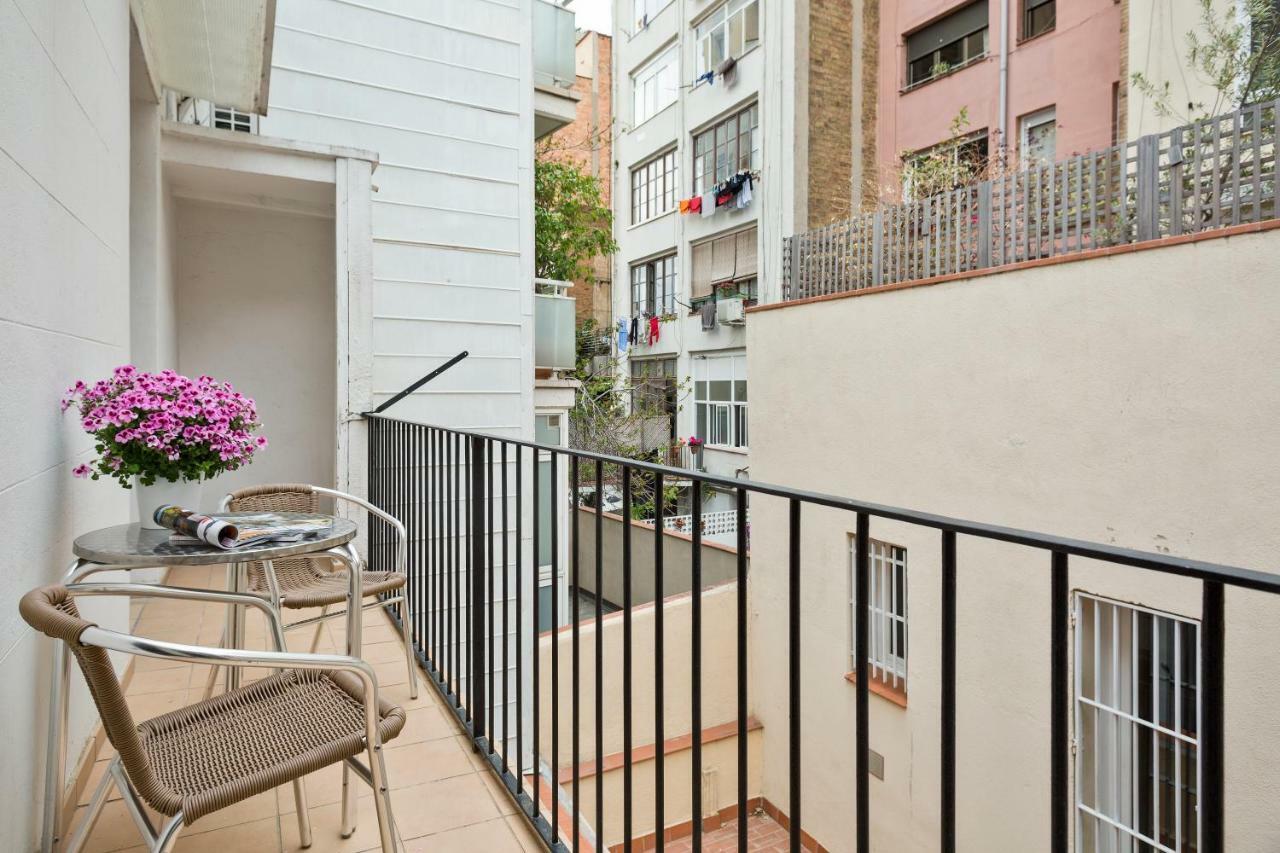 BcnStop Parc Güell Barcelona Exterior foto